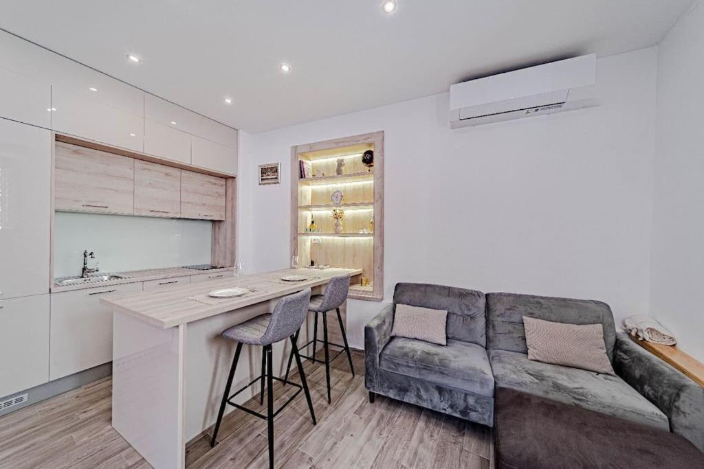 Alen Apartment